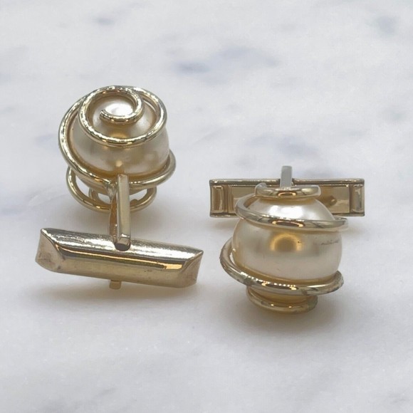 Vintage Mens Swank Light Gold Tone Large Pearl Spiral Round Cufflinks - Picture 1 of 12